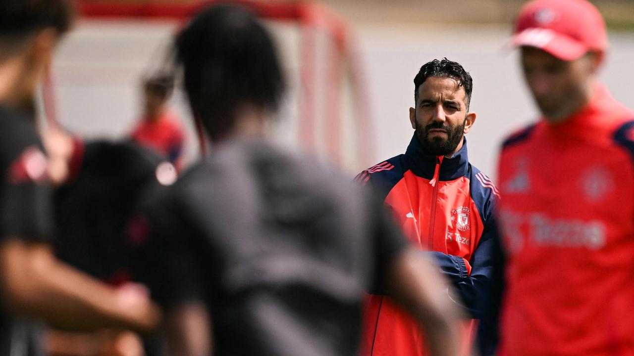 Tradisi Akademi MU Dipertanyakan Era Amorim: Kualitas Pemain Muda Jadi Sorotan?