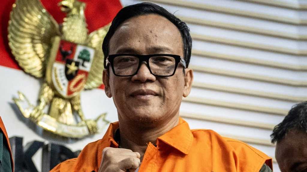 Search image article