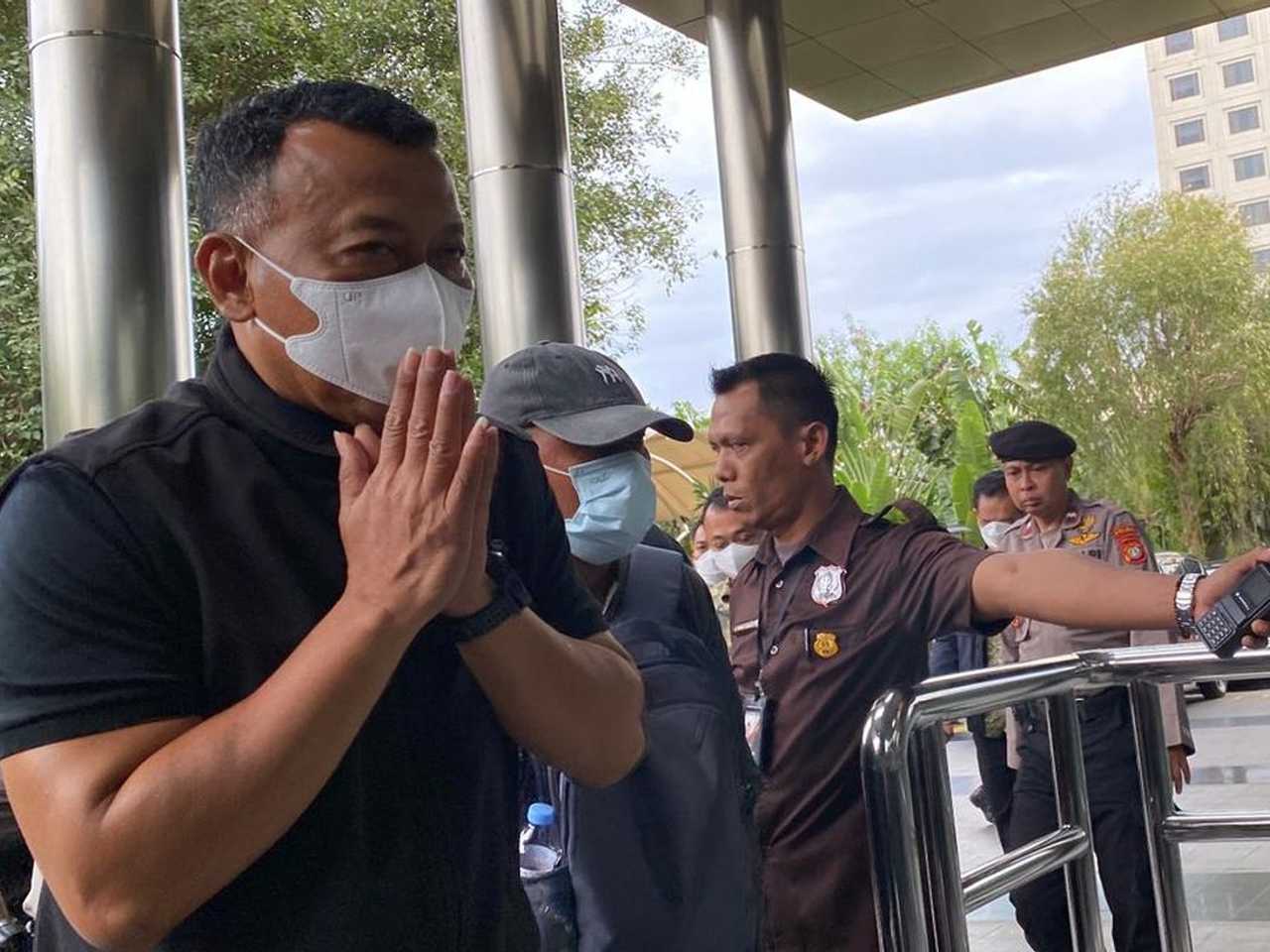 Search image article