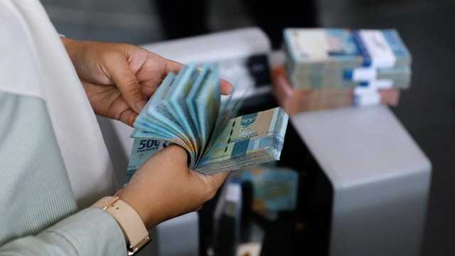 Rupiah Melemah ke Rp16.573 per Dolar AS, Ini Penyebabnya