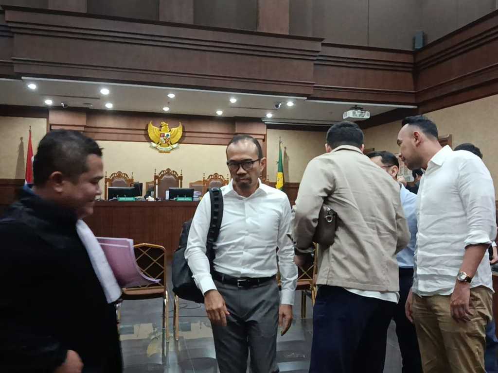 Search image article