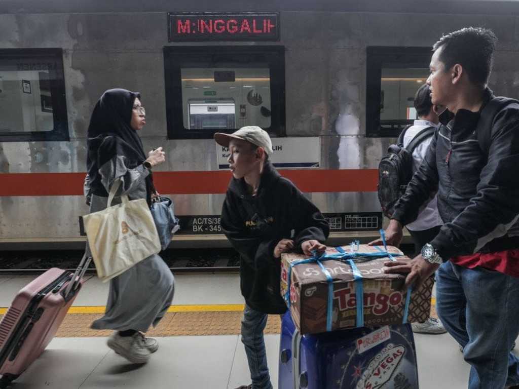 Mantan Bos KAI: Proyek Whoosh Menekan Laba Perusahaan