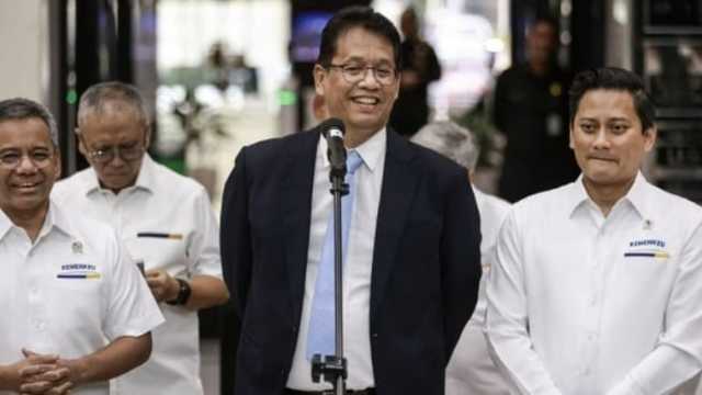 Search image article