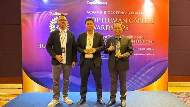 Komitmen SDM Unggul, BRI Insurance Sabet Dua Penghargaan Top Human Capital