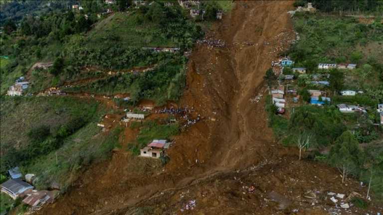 Tragedi Longsor Kenya: 21 Orang Tewas, Puluhan Masih Hilang