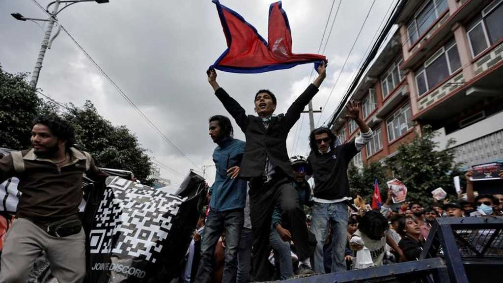 Nepal Bergejolak: Ribuan Warga Lawan Korupsi & Nepotisme Elite Politik