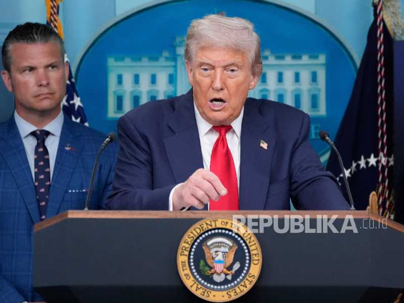 Trump: China Kejar Kekuatan Nuklir AS, Bahas Pembatasan dengan Rusia