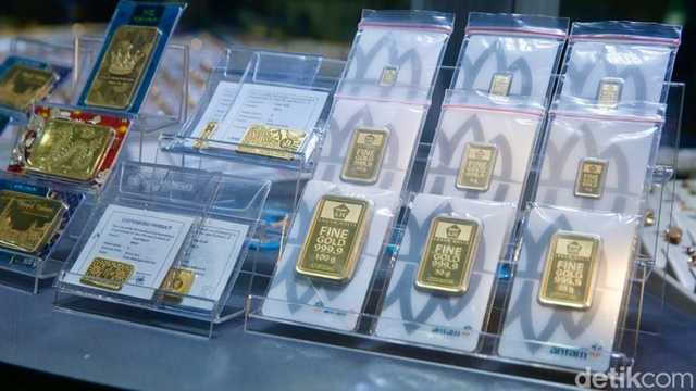 Emas Antam Turun Lagi Rp 4.000, Buyback Ikut Melemah