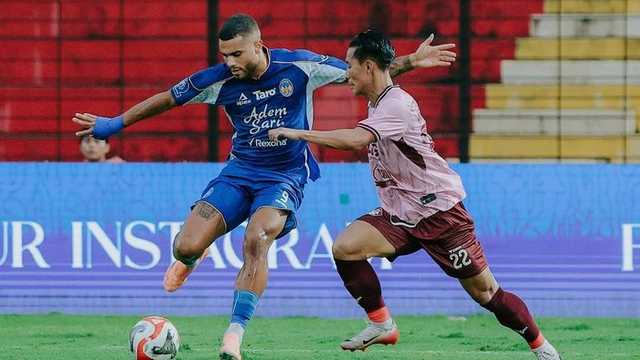 Drama Kartu Merah: PSIM Taklukkan Persik 2-1, Meroket ke Peringkat Dua