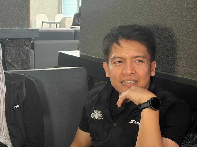 Dimas Seto & Dhini Aminarti: Aktor Beralih ke Misi Kemanusiaan Lewat Lari