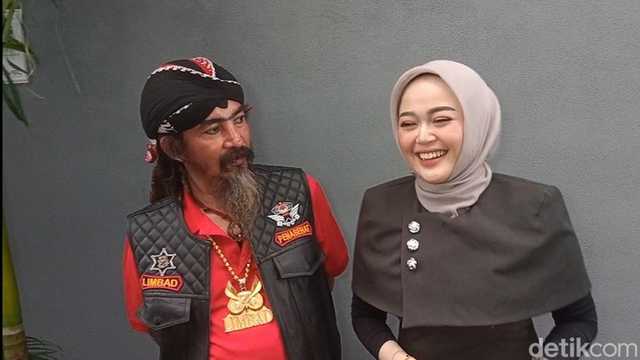 Search image article