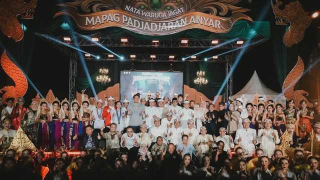 Search image article