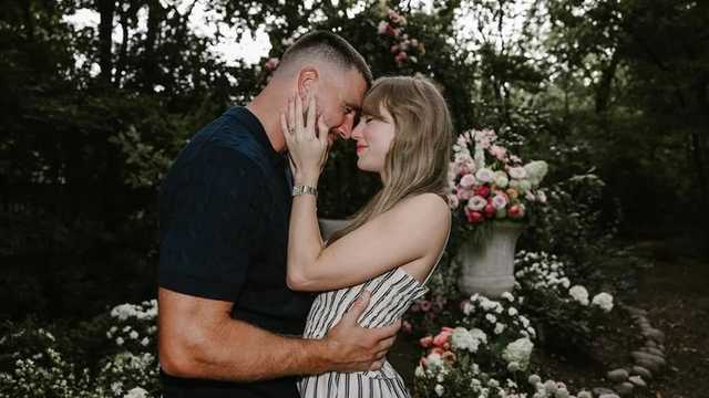 Terungkap! Kekayaan Taylor Swift Jauh di Bawah Mark Zuckerberg