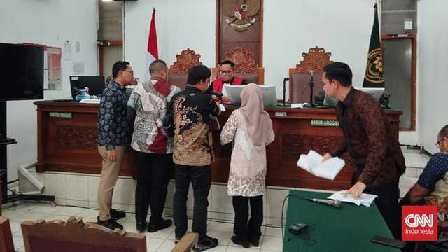 Search image article