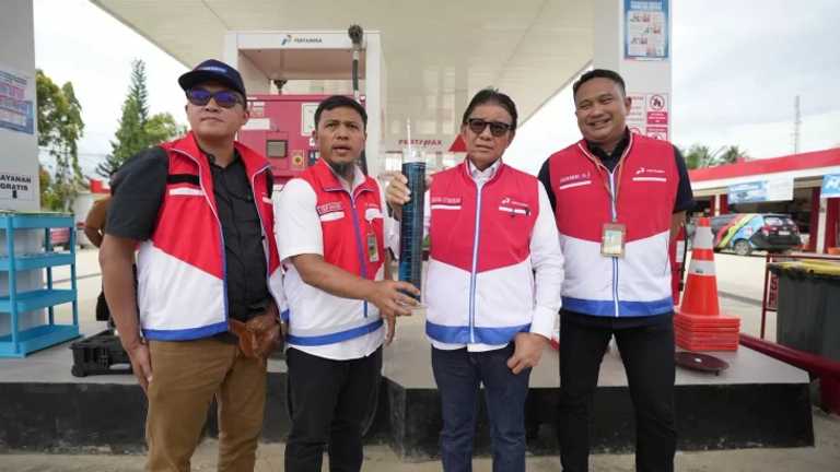 Komisaris Pertamina Pastikan Kualitas BBM di SPBU Sepaku, Libatkan Tim Serv-Q