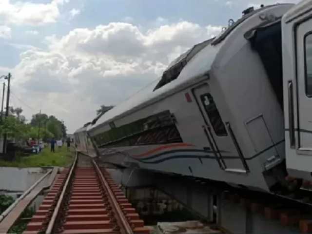 Kereta Anjlok Berulang, DPR Desak Kemenhub Audit Keselamatan