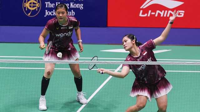 Lanny/Tiwi disingkirkan juara dunia di babak pertama China Masters 2025