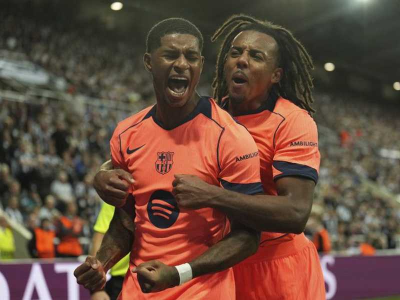 Marcus Rashford cetak dua gol perdana untuk Barcelona, langsung ditantang Flick