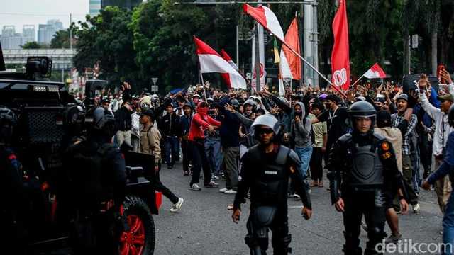 Search image article