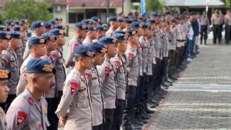 Polres Jakarta Pusat Kerahkan 1.464 Personel Kawal Demo Buruh di DPR
