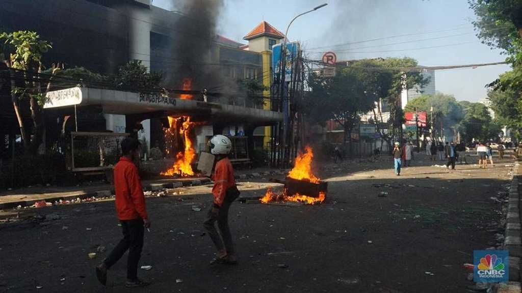Prabowo Janji Cabut Tunjangan DPR Rp50 Juta Usai Demo Tewaskan 6 Orang