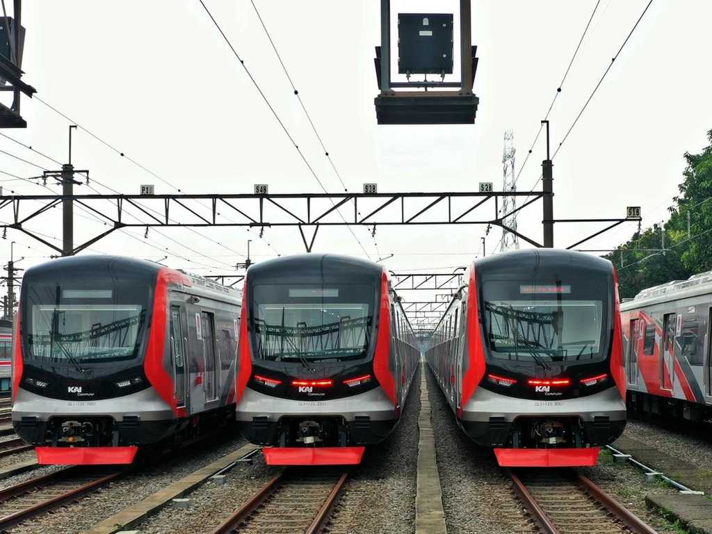 KRL Commuter Line: Cukup Tap Smartphone, Bayar Tiket Lebih Mudah