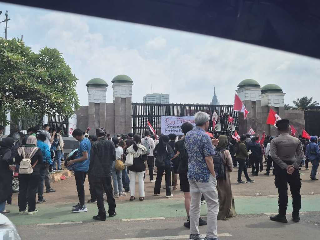 Polda Metro Jaya buka posko pengaduan orang hilang pasca demo besar