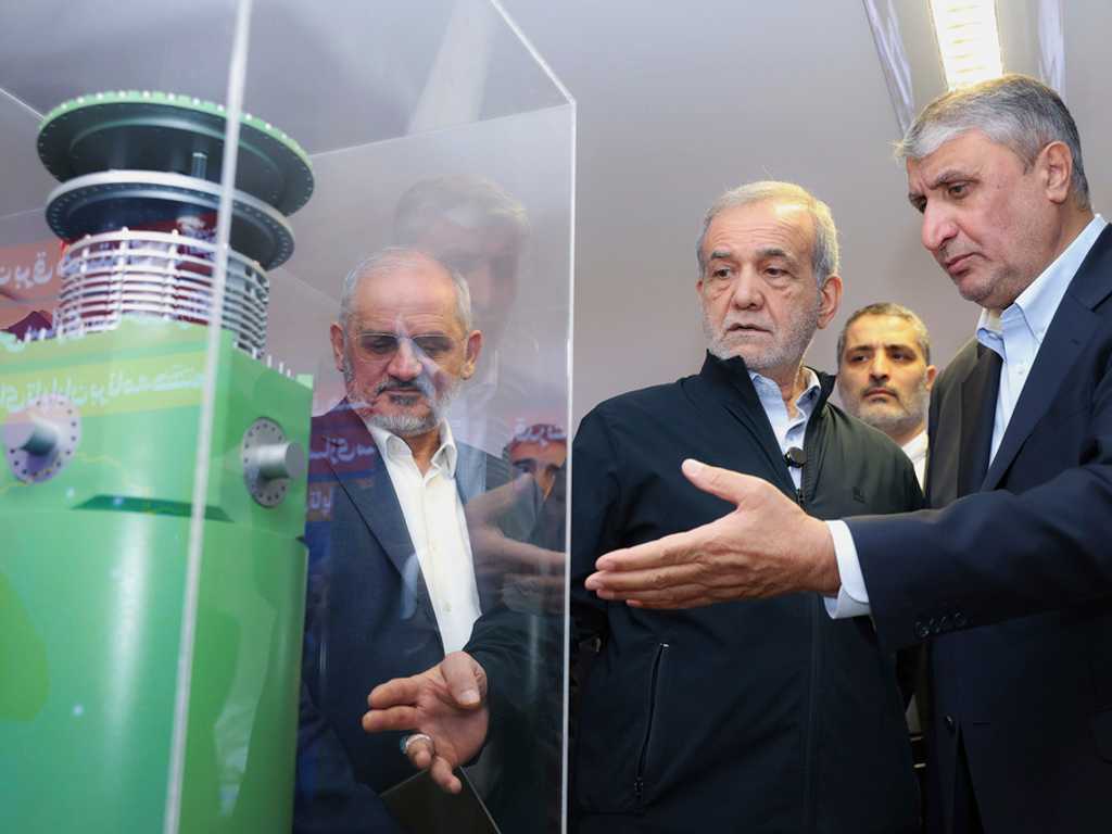 Iran Tolak Mentah-Mentah Permintaan AS Serahkan Stok Uranium