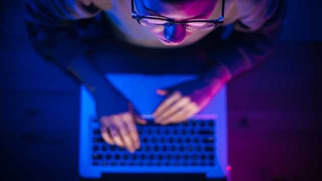 Waspada! Penipu Siber Sasar Korban Demo Lewat APK Video Palsu