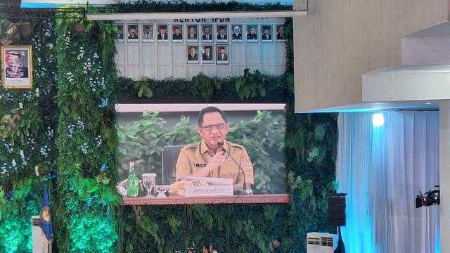 Mendagri Tito: Dedolarisasi Global Picu Lonjakan Harga Emas dan Inflasi