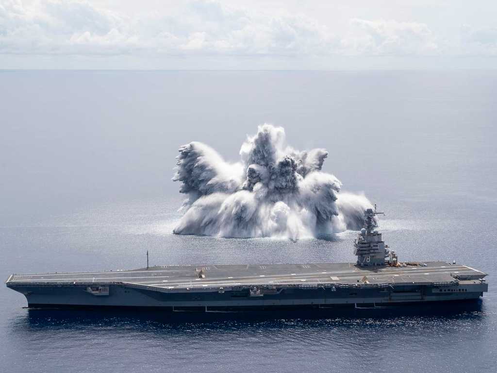 Ketegangan Meningkat: Kapal Perang AS Berlabuh Dekat Venezuela, Maduro Murka